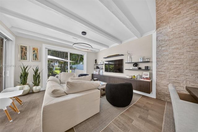 21007 NE 34th Place 21007, Aventura, FL 33180