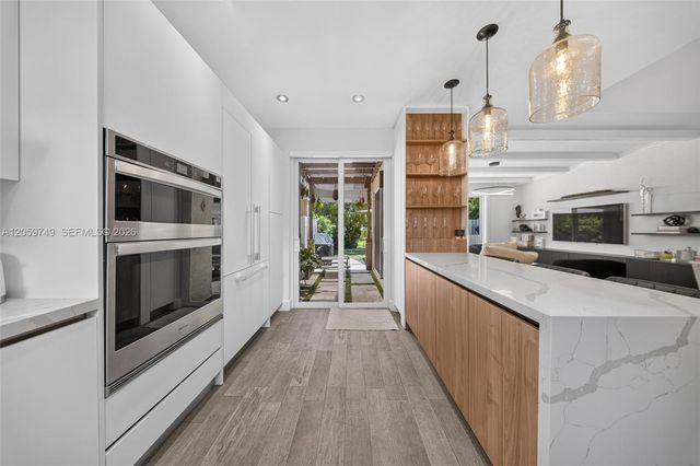 21007 NE 34th Place 21007, Aventura, FL 33180