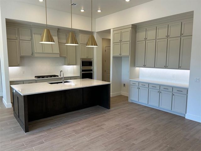 10000 Calypso Way, Yukon, OK 73099