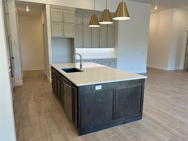 10000 Calypso Way, Yukon, OK 73099