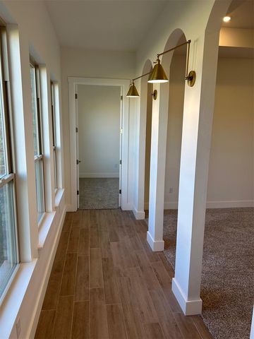 10000 Calypso Way, Yukon, OK 73099