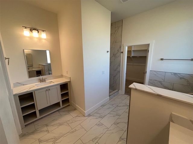 10000 Calypso Way, Yukon, OK 73099