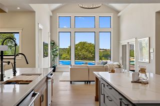 13824 Lone Rider TRL, Austin, TX 78738