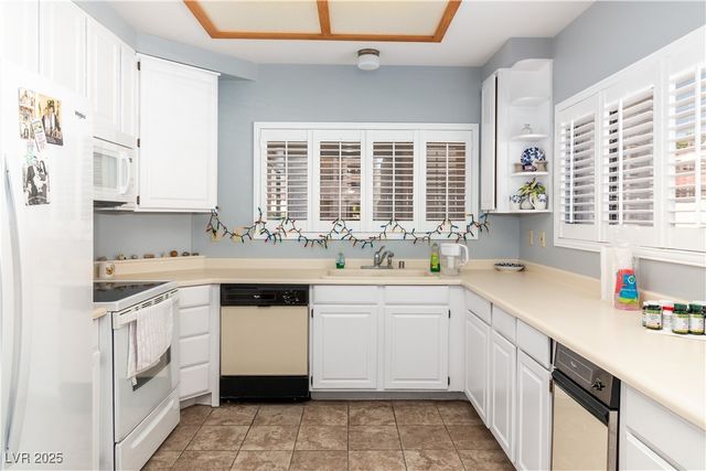 3819 Desert Marina Drive 205, Laughlin, NV 89029