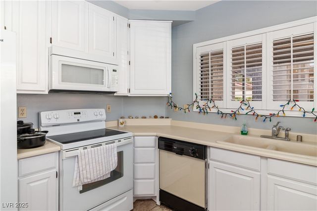 3819 Desert Marina Drive 205, Laughlin, NV 89029