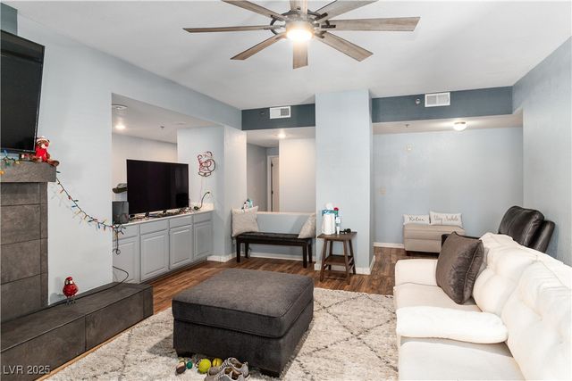 3819 Desert Marina Drive 205, Laughlin, NV 89029