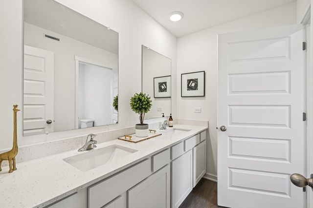 2461 W Semillon Street, Oswego, IL 60543