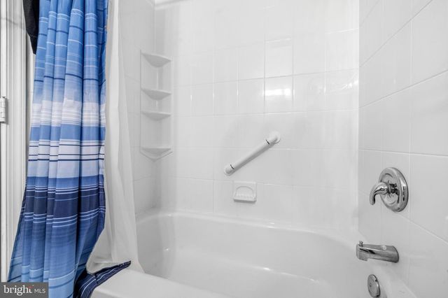 9076 GOLDAMBER GARTH, Columbia, MD 21045