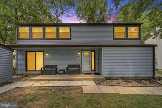 9076 GOLDAMBER GARTH, Columbia, MD 21045