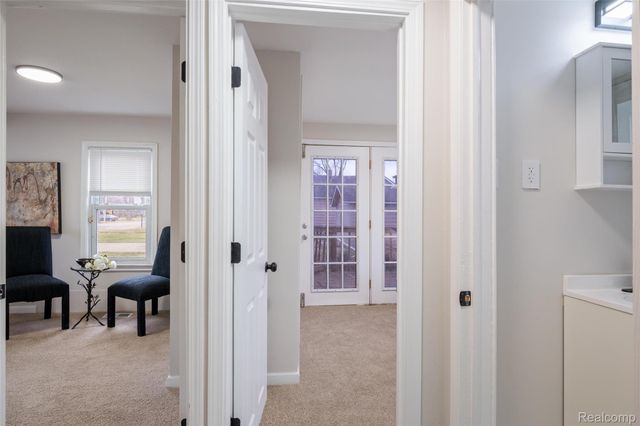 8210 Westpoint Street, Taylor, MI 48180
