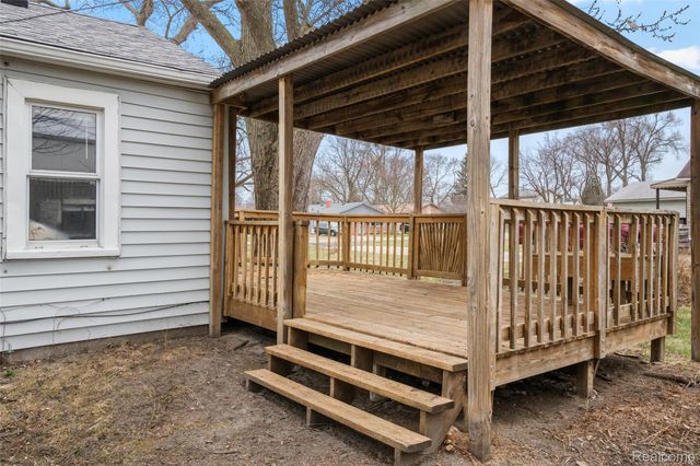 8210 Westpoint Street, Taylor, MI 48180