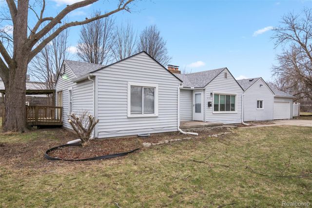 8210 Westpoint Street, Taylor, MI 48180