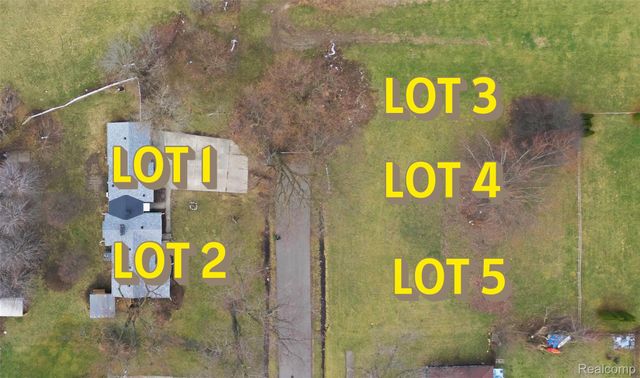 8210 Westpoint Street, Taylor, MI 48180