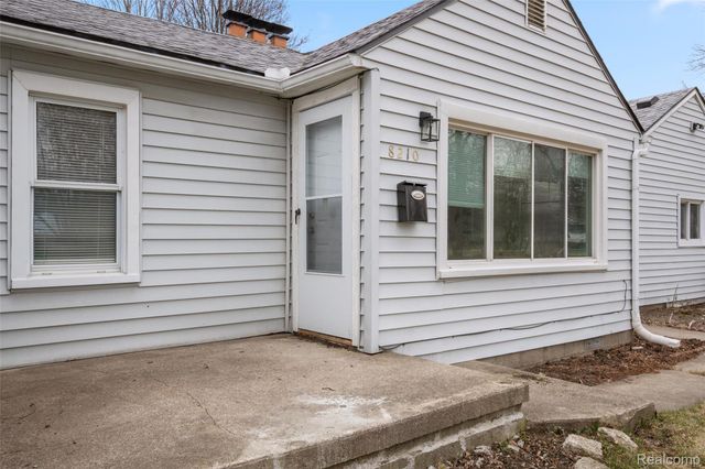8210 Westpoint Street, Taylor, MI 48180