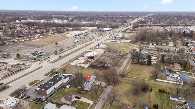 8210 Westpoint Street, Taylor, MI 48180
