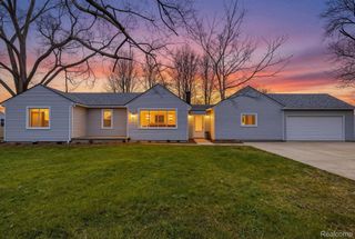 8210 Westpoint Street, Taylor, MI 48180