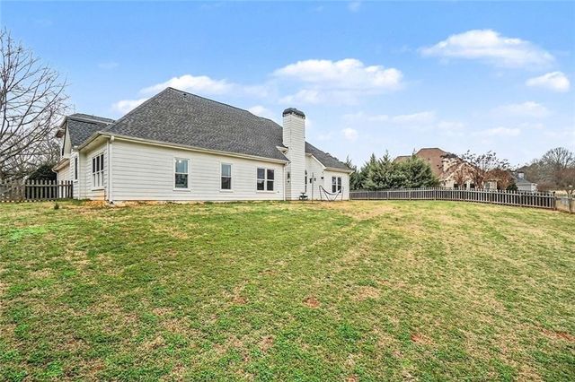 215 Country Club Drive, Hiram, GA 30141