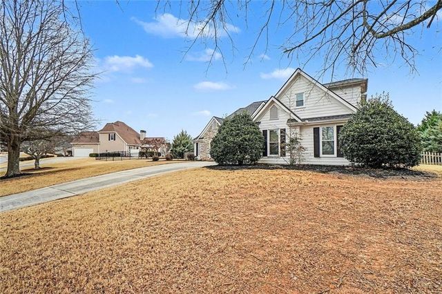 215 Country Club Drive, Hiram, GA 30141