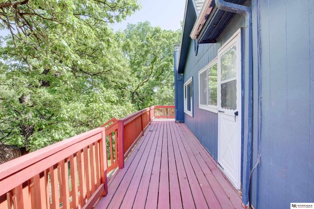 9861 N 60th Street, Omaha, NE 68152