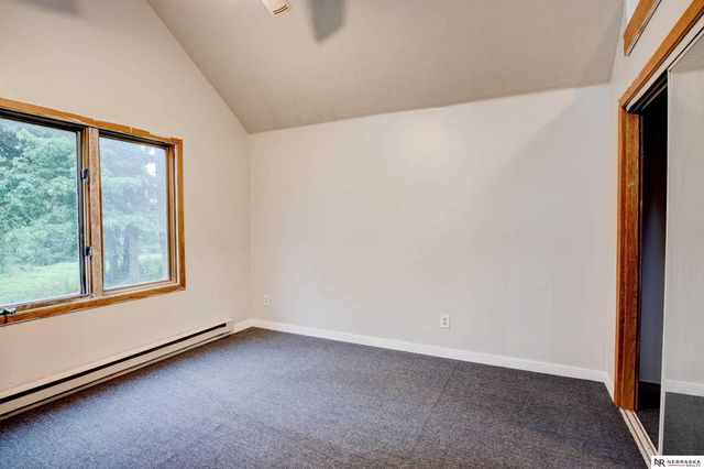 9861 N 60th Street, Omaha, NE 68152