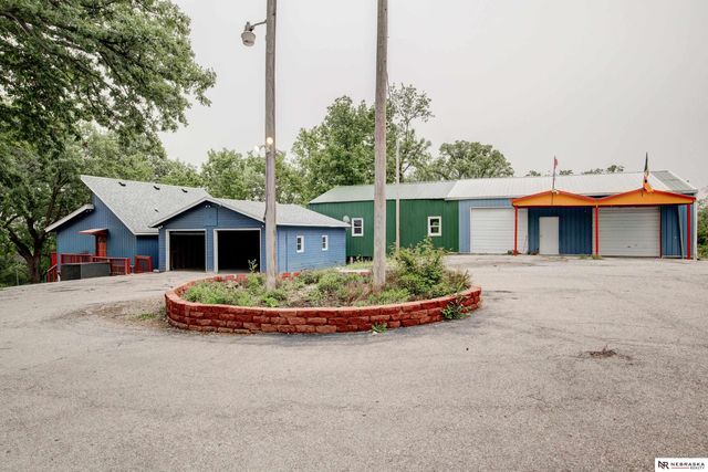 9861 N 60th Street, Omaha, NE 68152