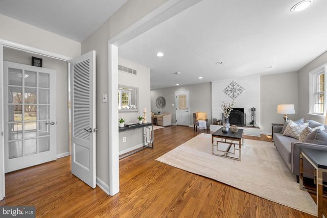 512 BRIAR LN, Newark, DE 19711