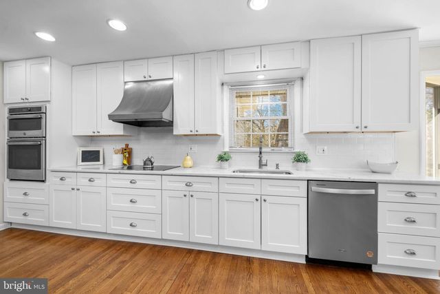 512 BRIAR LN, Newark, DE 19711