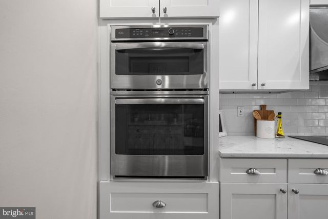 512 BRIAR LN, Newark, DE 19711