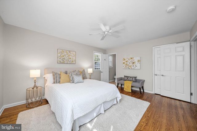 512 BRIAR LN, Newark, DE 19711