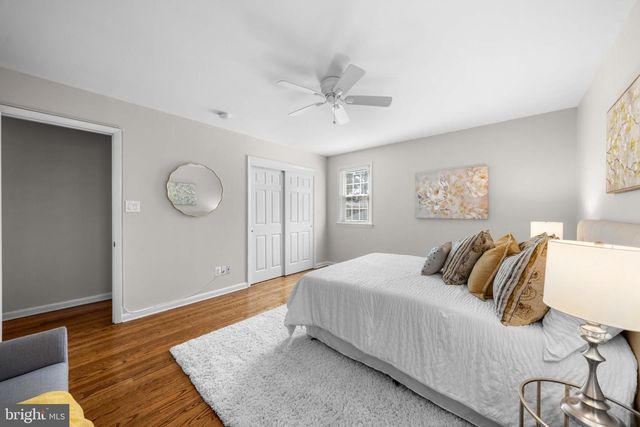 512 BRIAR LN, Newark, DE 19711