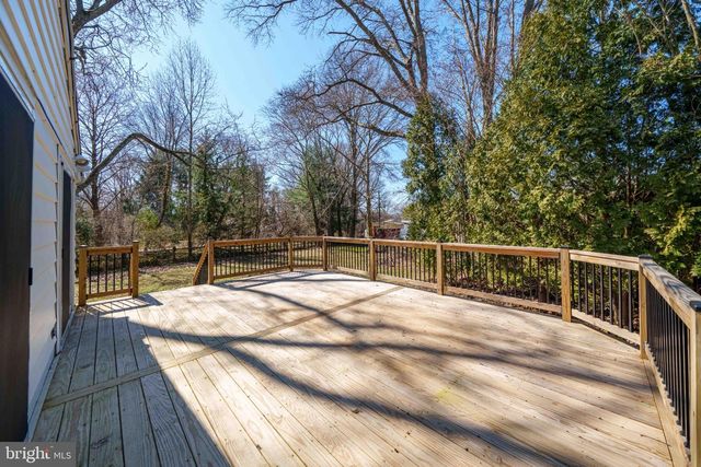 512 BRIAR LN, Newark, DE 19711