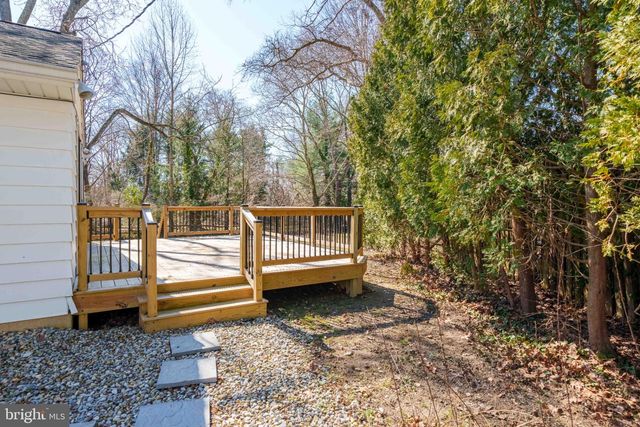 512 BRIAR LN, Newark, DE 19711