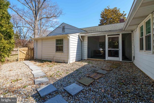 512 BRIAR LN, Newark, DE 19711