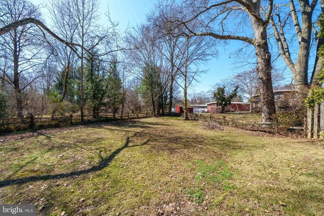 512 BRIAR LN, Newark, DE 19711