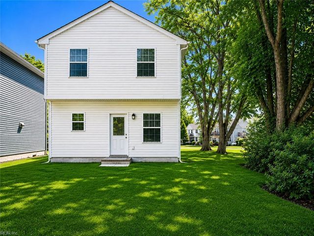 110 N 11th ST, Suffolk, VA 23434