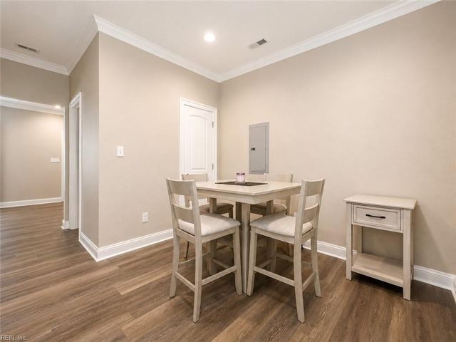 110 N 11th ST, Suffolk, VA 23434