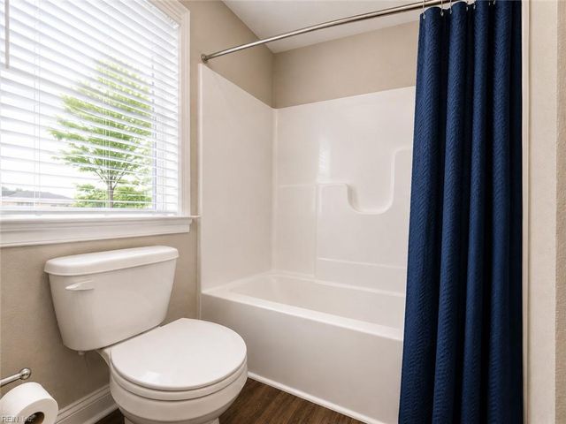 110 N 11th ST, Suffolk, VA 23434