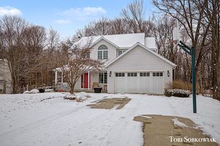 7515 Las Palmas Drive Ne, Cannon Twp, MI 49341