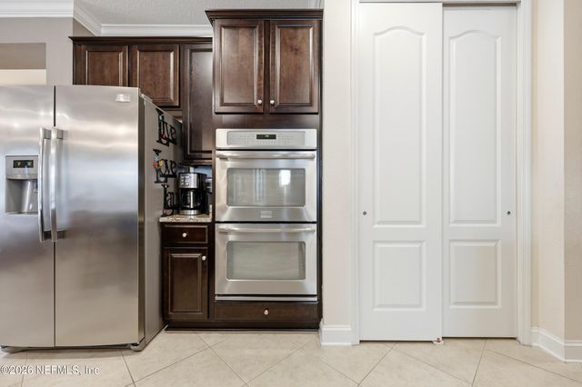 24 CUPCAKE Court, St. Johns, FL 32259