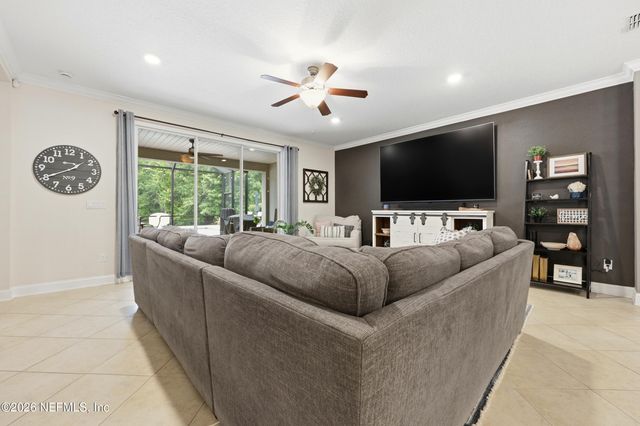 24 CUPCAKE Court, St. Johns, FL 32259