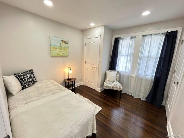 53 Lee Avenue, Valley Stream, NY 11581