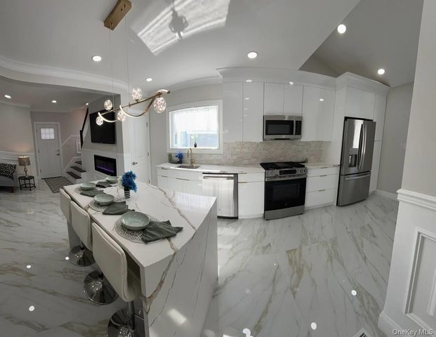 53 Lee Avenue, Valley Stream, NY 11581