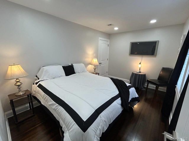 53 Lee Avenue, Valley Stream, NY 11581