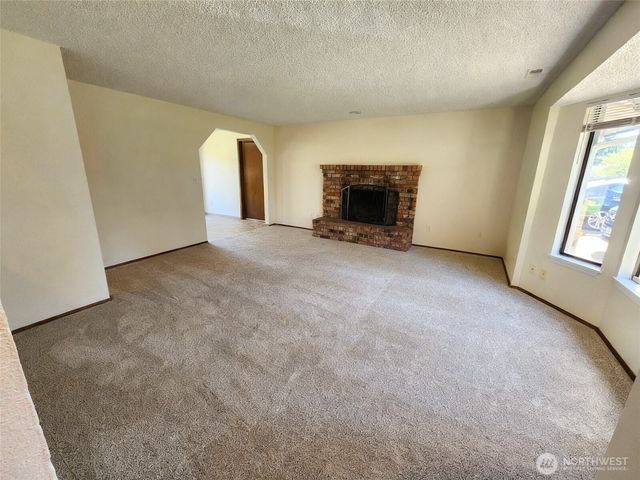 13803 13805 11th Avenue Ct S, Tacoma, WA 98444