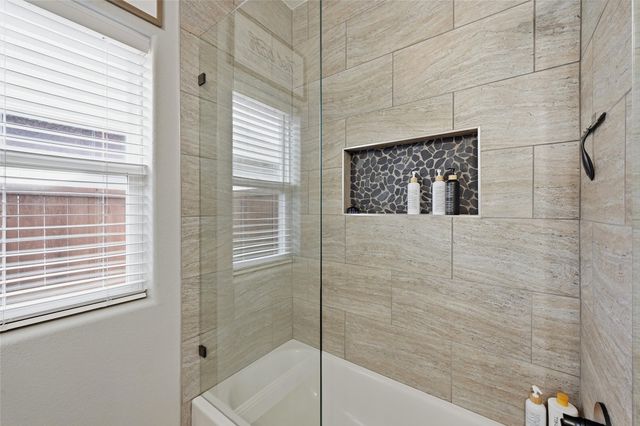 108 Clay Lane, Tom Bean, TX 75489