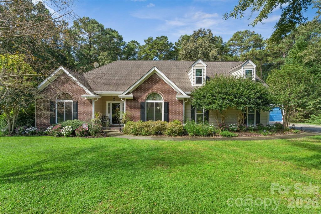21 Ole Still Lane, Elgin, SC 29045