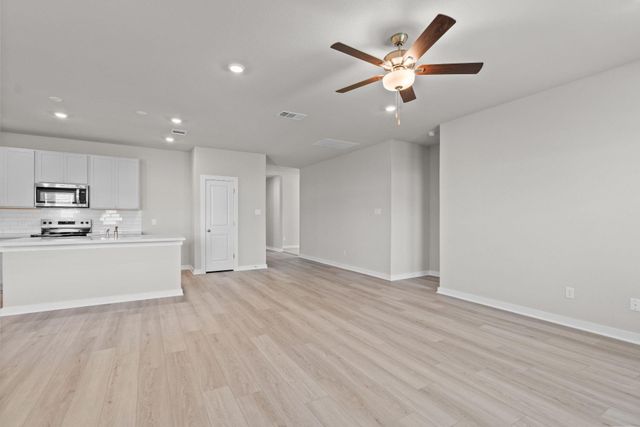 2525 N Heritage Drive, Dayton, TX 77535