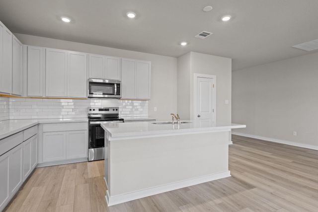 2525 N Heritage Drive, Dayton, TX 77535