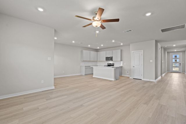 2525 N Heritage Drive, Dayton, TX 77535