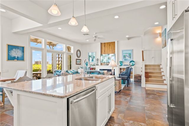 3700 Island Moorings Pkwy 20, Port Aransas, TX 78373